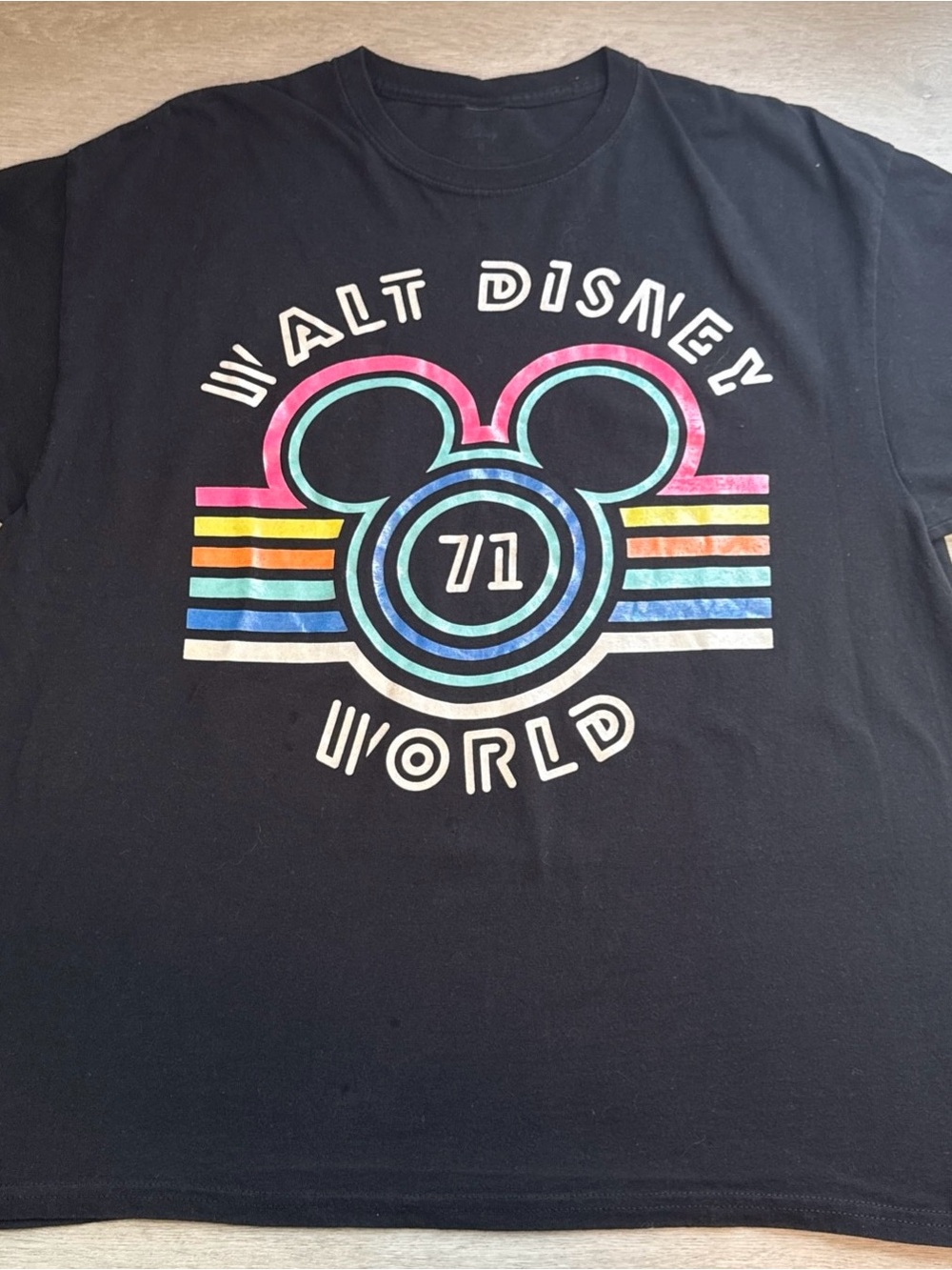 Walt Disney World T-Shirt Mens XL Black Rainbow Retro Mickey Mouse 71 Graphic